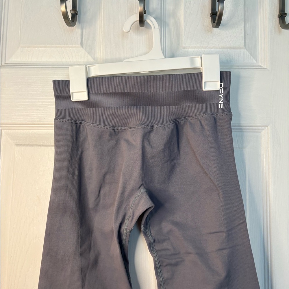 DYNAMO High-Waist Gray Leggings